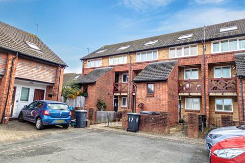 undefined, Raglan Street, Gloucester, Gloucestershire, GL1
