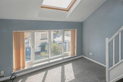 undefined, Raglan Street, Gloucester, Gloucestershire, GL1