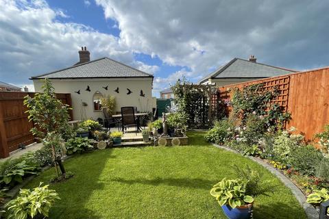4 bedroom end of terrace house for sale, Crown Street East, Poundbury, Dorchester