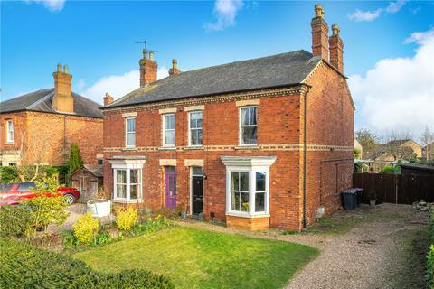 4 bedroom semi-detached house for sale, London Road, Sleaford, Lincolnshire, NG34