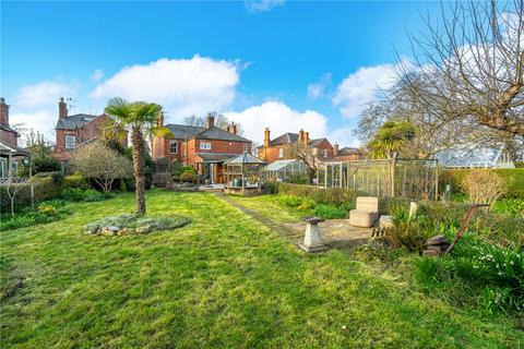 4 bedroom semi-detached house for sale, London Road, Sleaford, Lincolnshire, NG34