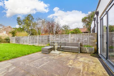 4 bedroom semi-detached house for sale, Station Road, Headcorn TN27