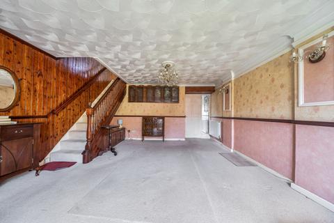 4 bedroom semi-detached house to rent, Plover Close, Hampshire SO16