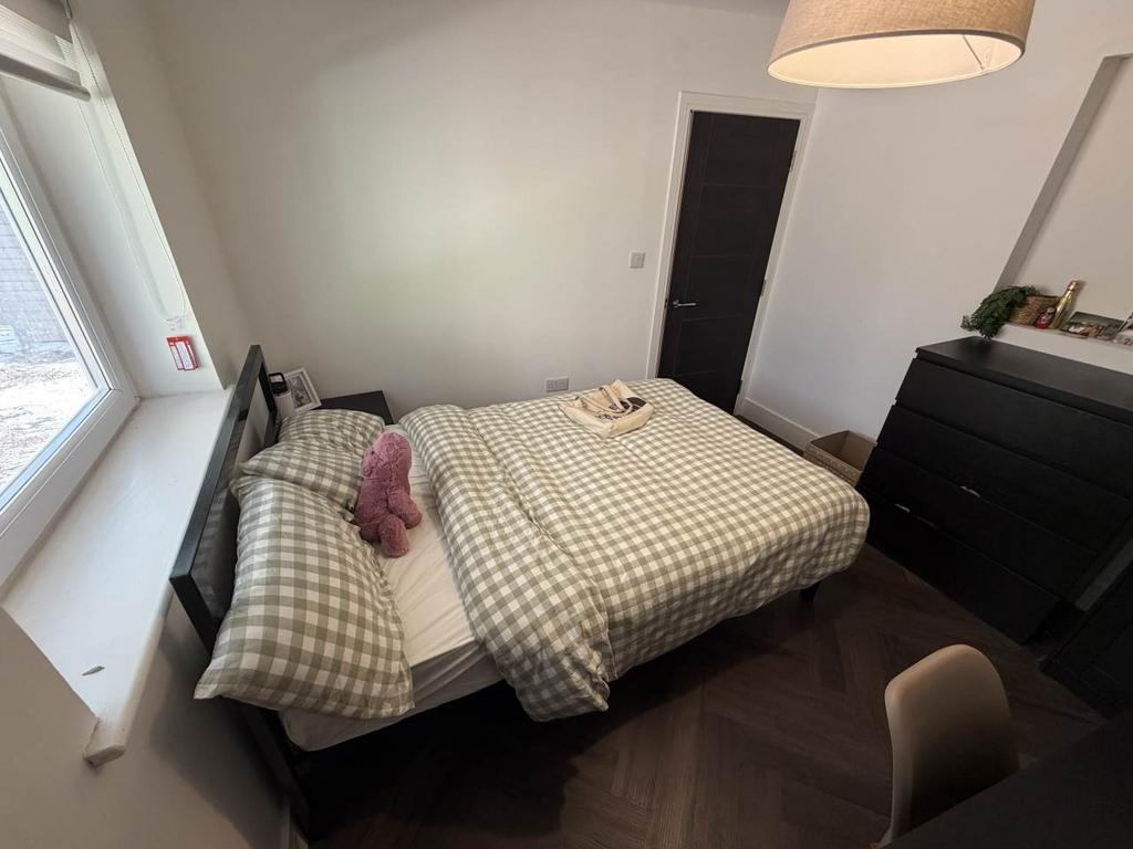 Room 4