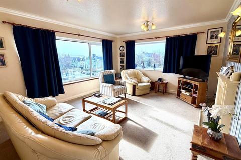 2 bedroom apartment for sale, Garth Court, Abbey Road, Llandudno