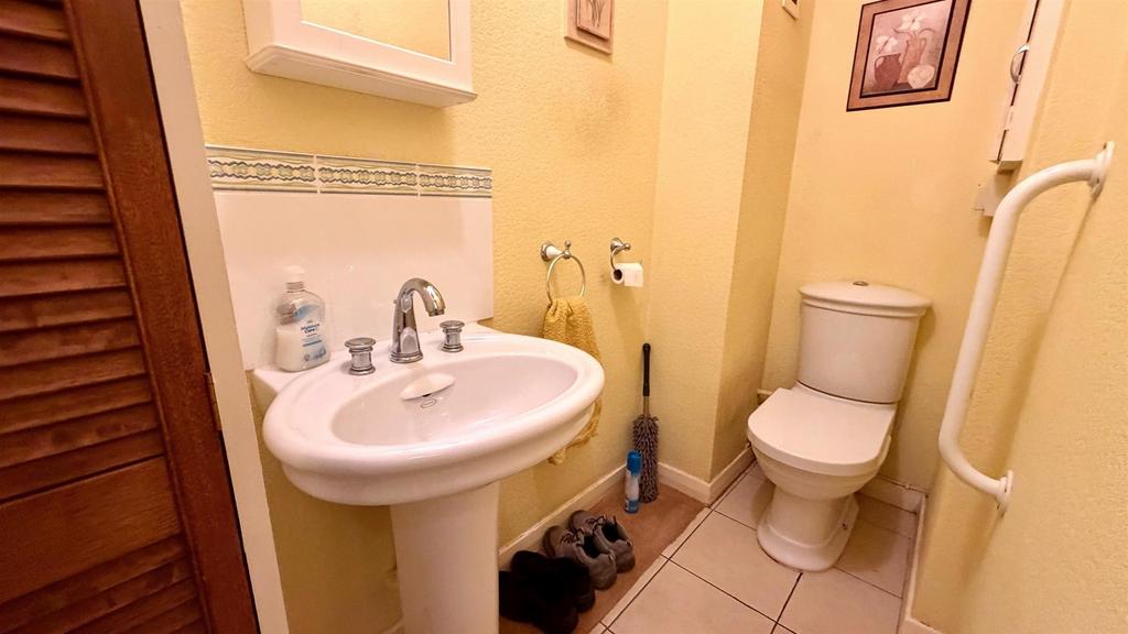 2 piece cloakroom