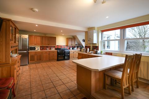 5 bedroom property for sale, Les Rocquettes, St Peter Port, Guernsey, GY1