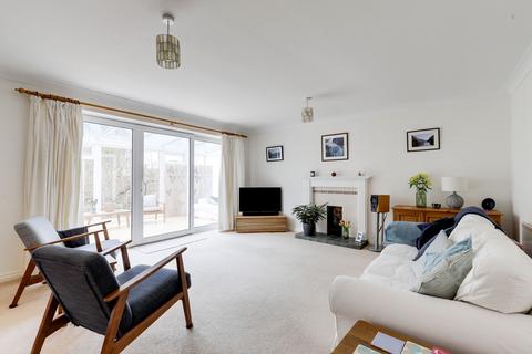5 bedroom detached house for sale, Dean Avenue, Nottingham NG3