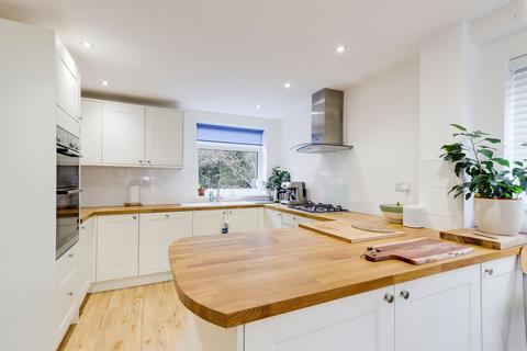 5 bedroom detached house for sale, Dean Avenue, Nottingham NG3