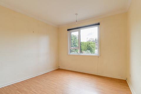 2 bedroom maisonette for sale, Hollybush Lane, Harpenden, AL5