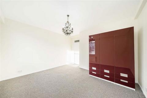 2 bedroom flat to rent, Princeton Street, London WC1R