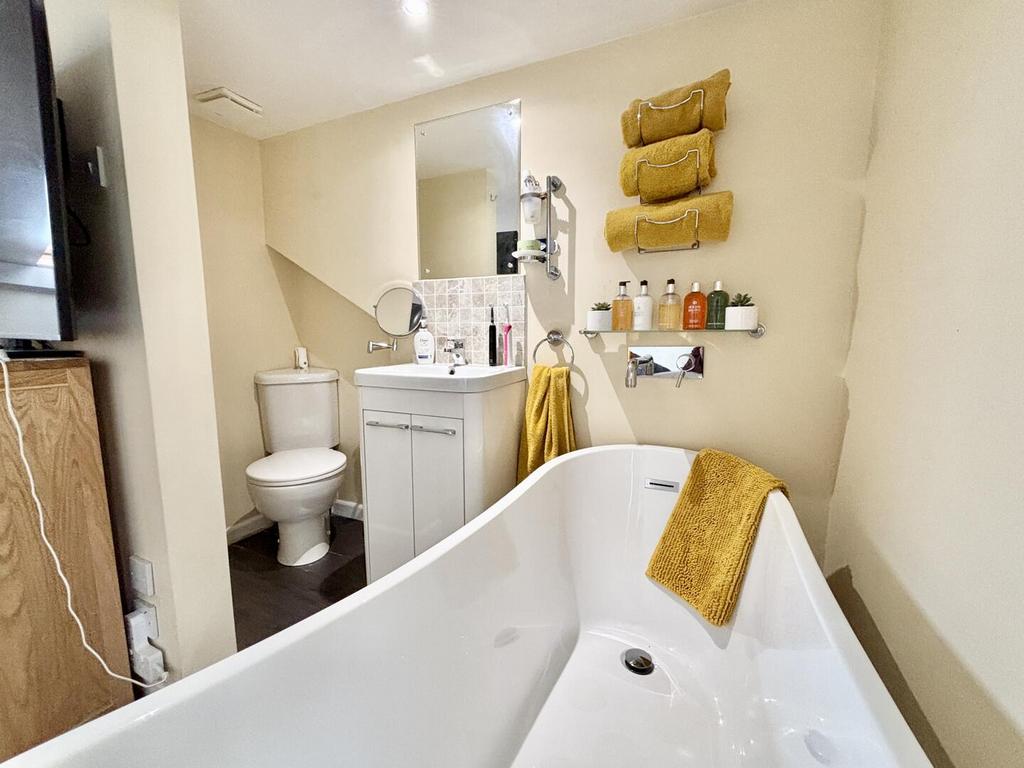 Ensuite