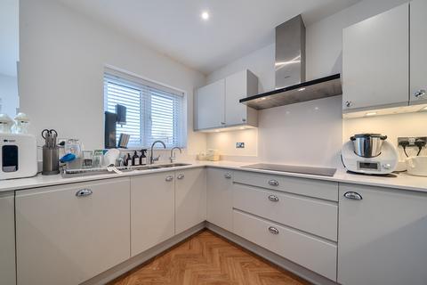 undefined, Orchard Farm Avenue, East Molesey, KT8