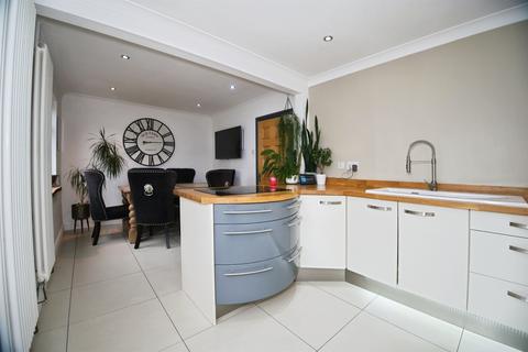 3 bedroom detached bungalow for sale, Blaen Y Fro, Pencoed, BRIDGEND
