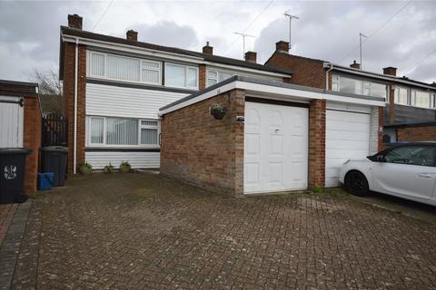 3 bedroom semi-detached house to rent, High Beech Road, Luton, Bedfordshire, LU3