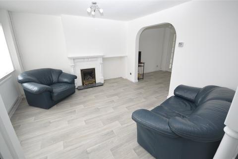 3 bedroom semi-detached house to rent, High Beech Road, Luton, Bedfordshire, LU3