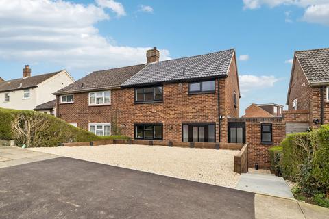 Chiltern Drive, Mill End, Rickmansworth, WD3