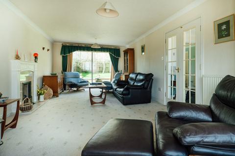 undefined, Pershore WR10
