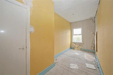 2 bedroom end of terrace house for sale, Victoria Road, Platt Bridge, WIGAN