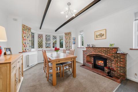 3 bedroom detached house for sale, Sandy Way, Walton-on-Thames, KT12
