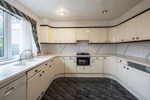 4 bedroom terraced house for sale, Hermitage Lane, London NW2