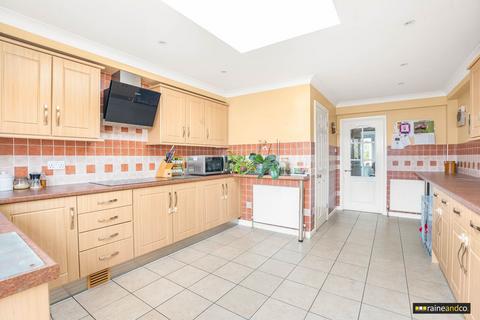 undefined, Homestead Road, Hatfield