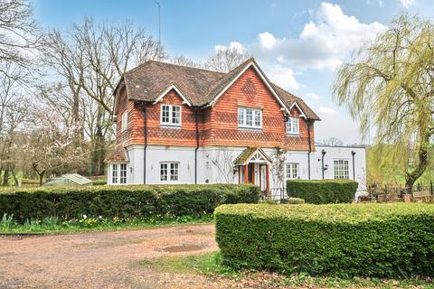 undefined, Vann Lane, Chiddingfold, GU8