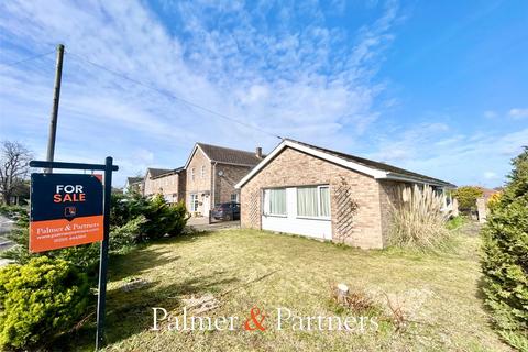 Clacton Road, St. Osyth, Clacton-on-Sea, Essex, CO16