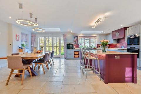 undefined, Chiltern Road, Ballinger, HP16