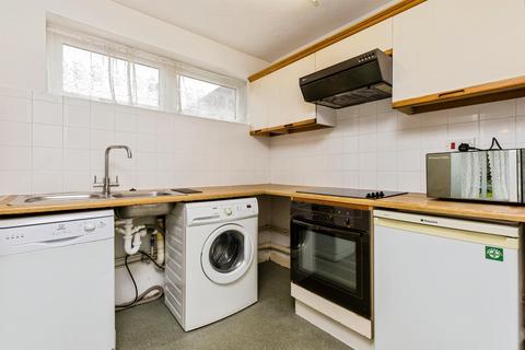 1 bedroom flat for sale, Parkside, BURGESS HILL