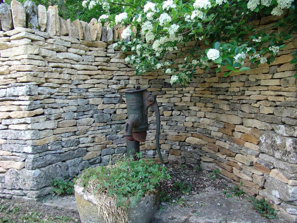 Naunton.JPG
