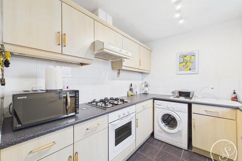 2 bedroom flat for sale, Laurel Hill Way, Leeds