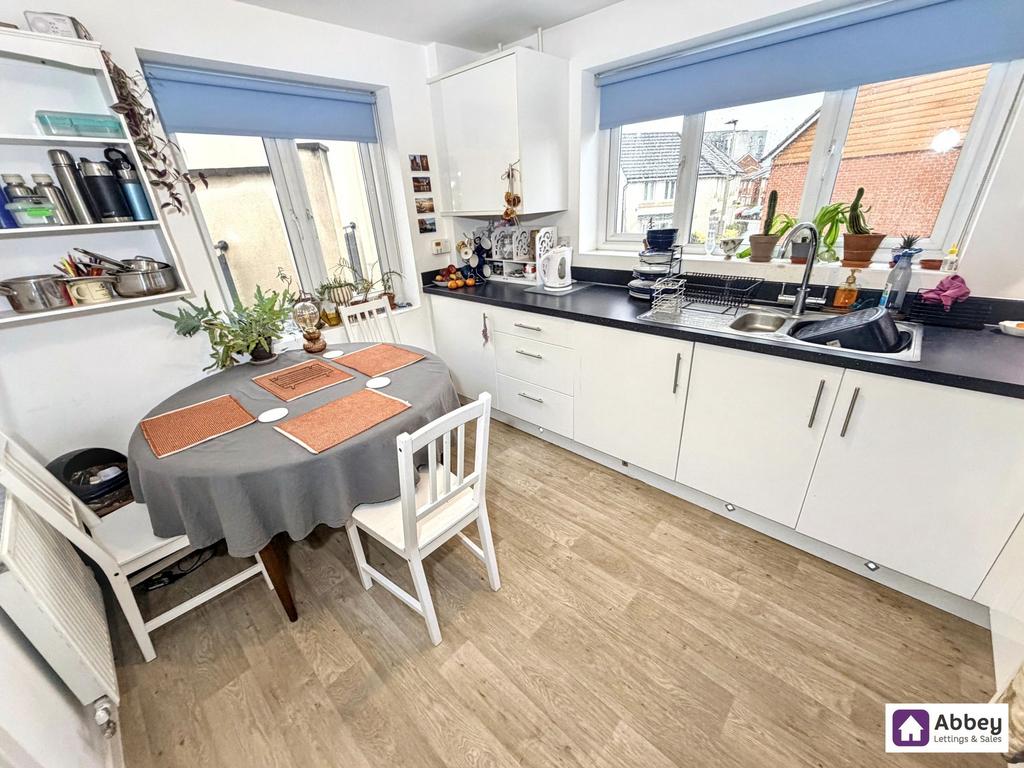 Breakfast/Kitchen