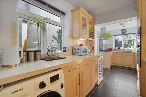undefined, Queens Walk, Ruislip, HA4