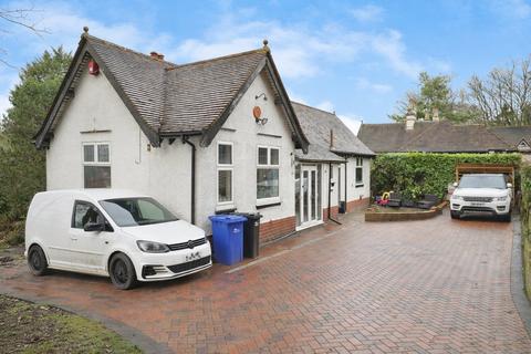 undefined, Highfield Drive, Burton-on-Trent DE15