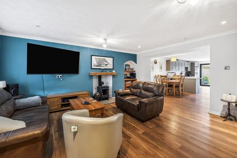 3 bedroom terraced house for sale, Vennel Street, Dalry