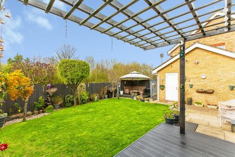 3 bedroom detached house for sale, Blyton Road, Papworth Everard, Cambridge