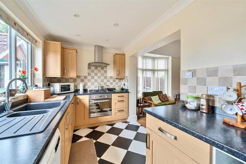 undefined, Kent Road, East Molesey, KT8