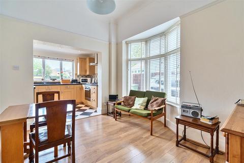 undefined, Kent Road, East Molesey, KT8