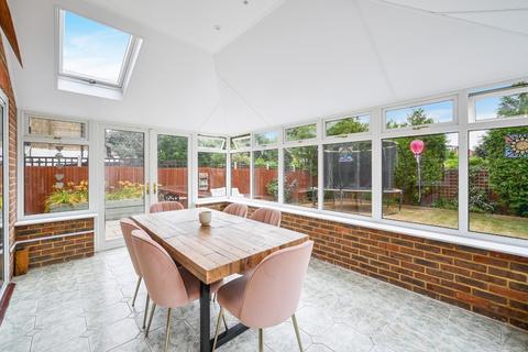 undefined, Elmwood Drive, Epsom