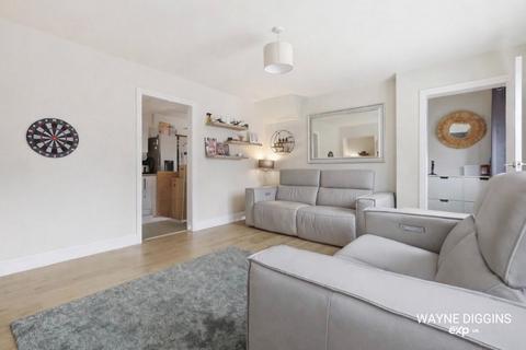 3 bedroom semi-detached house for sale, Pound Lane, Grays RM16