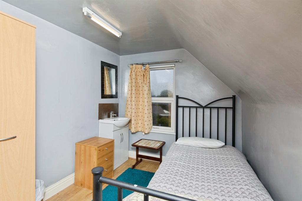 Bedroom 9
