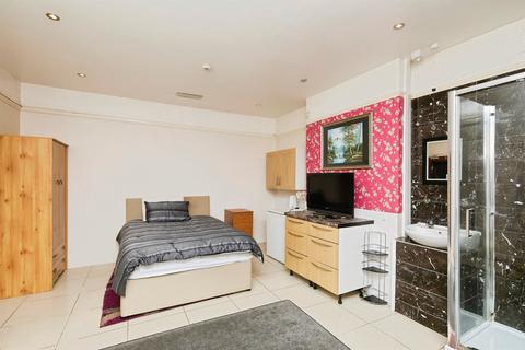11 bedroom detached house for sale, London Road, Alvaston, Derby
