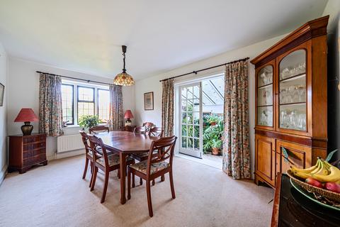 5 bedroom house for sale, Vincent Close, Esher, KT10