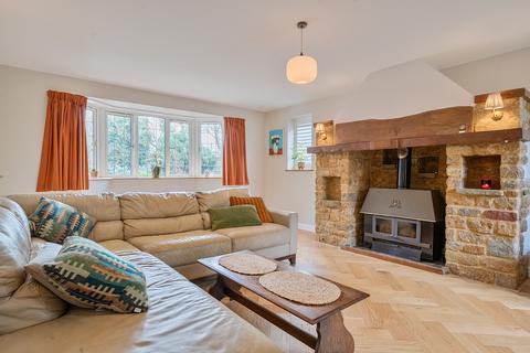 4 bedroom house for sale, Main Street, North Newington, OX15