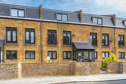 3 bedroom flat to rent, Wornington Road, Ladbroke Grove, London, W10