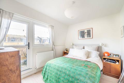 3 bedroom flat to rent, Wornington Road, Ladbroke Grove, London, W10