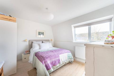 3 bedroom flat to rent, Wornington Road, Ladbroke Grove, London, W10
