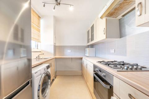 1 bedroom flat to rent, Hallfield Estate, Bayswater, London, W2