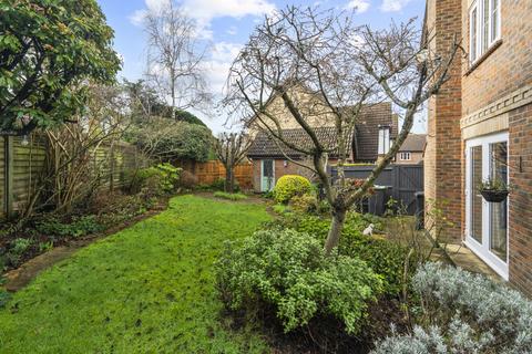 3 bedroom detached house for sale, Oliveswood Road, Essex CM6